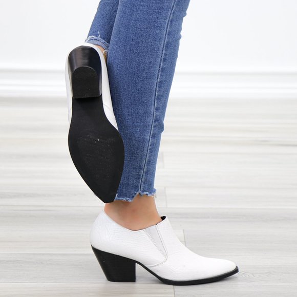 Slip On White Snake Texture Low Cut Booties - Picture 4 of 11